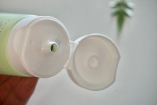 스킨큐어 산다화 울트라 젠틀 약산성 세안제 — 4.5점을 준 리뷰어가 2023년 3월 올린 사용 사진