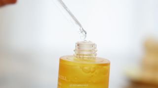체르엠 스템앤셀 비타민 브라이트닝 에센스 30ml 1개 — 5점을 준 리뷰어가 2022년 3월 올린 사용 사진