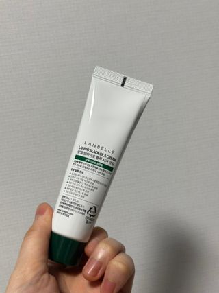 랑벨 랑바이오 블랙 시카 크림 50ml(블랙비 프로폴리스, 시카 4종, 판테놀 10 함유) — 5점을 준 리뷰어가 2023년 2월 올린 사용 사진