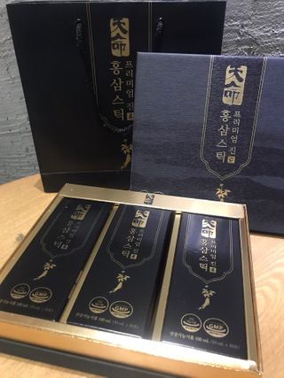 헬스업_천명진프리미엄홍삼스틱_10ml x 30포 — 5점을 준 리뷰어가 2021년 2월 올린 사용 사진