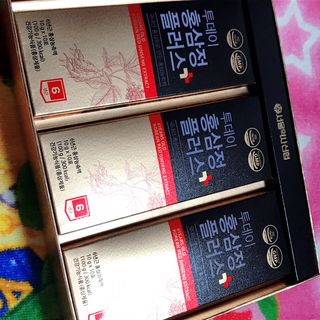 서울약사신협_투데이홍삼정플러스스틱_10g x 30포 — 5점을 준 리뷰어가 2021년 6월 올린 사용 사진