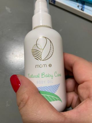 mom e 맘이 내추럴 베이비 케어 크림+바디오일 — 5점을 준 리뷰어가 2021년 1월 올린 사용 사진