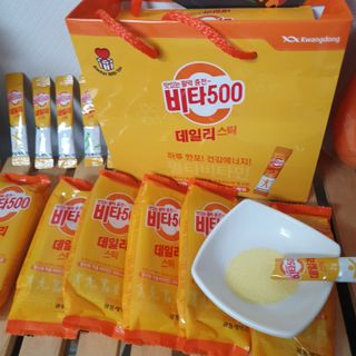 광동제약 [광동] 비타500데일리스틱 70포X2개 + 뚱랑이엽서 + 쇼핑백 증정 — 5점을 준 리뷰어가 2022년 1월 올린 사용 사진