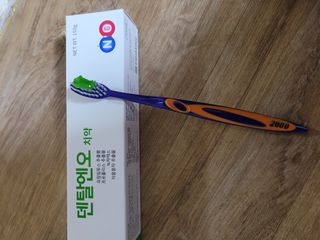 프리마인 유해균 뿐만 아니라 유익균까지 씻어내는 치약은 그만, 건강한 구강환경을 만드는 덴탈엔오 — 5점을 준 리뷰어가 2023년 4월 올린 사용 사진
