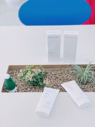 보타니티 촉촉수분자차 아쿠아핏 선 에센스 50ml + 보송톤업자차 징크 선 로션 50ml SPF50+ PA++++ (4/25) — 5점을 준 리뷰어가 2022년 5월 올린 사용 사진