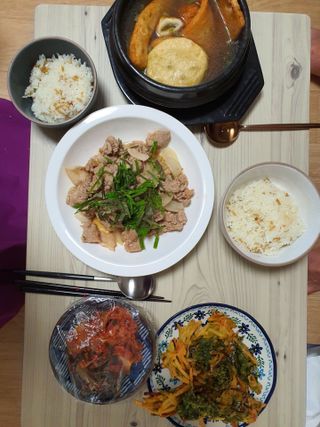 백석푸드시스템 프리미엄 마늘돼지 불고기 — 4.5점을 준 리뷰어가 2021년 6월 올린 사용 사진