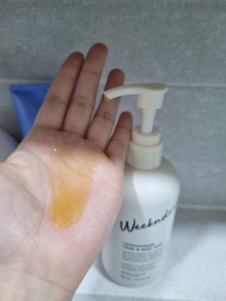 [위켄더스] 기분좋은 하루를 선사해주는 핸드& 바디워시 1종 랜덤발송 — 5점을 준 리뷰어가 2022년 4월 올린 사용 사진