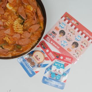 땅스부대찌개 X 브레드이발소 콜라보 비치타올 — 5점을 준 리뷰어가 2023년 6월 올린 사용 사진