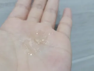 버텍스넘버원 버텍스 넘버원 햄프씨드오일 샴푸 — 5점을 준 리뷰어가 2022년 4월 올린 사용 사진