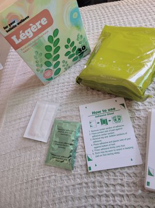 [레제르] 아로마 수액패치 발패치 30매입 -라벤더향/유칼립투스향/대나무향 — 5점을 준 리뷰어가 2022년 5월 올린 사용 사진