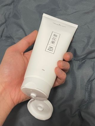 [베러오리진] 무화과 크리미 딥 폼 클렌저/피부 노폐물 & 미세먼지 99 세정 인증 민감성 피부 무자극 인증 — 5점을 준 리뷰어가 2021년 11월 올린 사용 사진