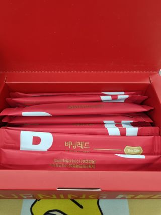 디오르 버닝레드 — 5점을 준 리뷰어가 2022년 1월 올린 사용 사진