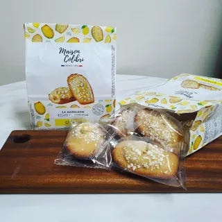 [메종콜리브리] 프랑스 마들렌 메종콜리브리 레몬 마들렌 2팩 — 5점을 준 리뷰어가 2022년 3월 올린 사용 사진