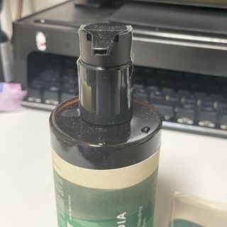 틱톡 [후르디아] 올리브영 아로마 비건 바디워시1종+바디로션1종 (그리너리) — 5점을 준 리뷰어가 2022년 12월 올린 사용 사진