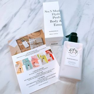 줄라이 모닝 _ JULY MORNING 줄라이모닝 하이드레이팅 퍼퓸드 바디앤핸드 에멀젼 — 5점을 준 리뷰어가 2022년 3월 올린 사용 사진