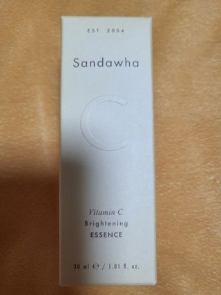 스킨큐어 산다화 비타민c 화이트닝 에센스 30ml — 5점을 준 리뷰어가 2023년 10월 올린 사용 사진
