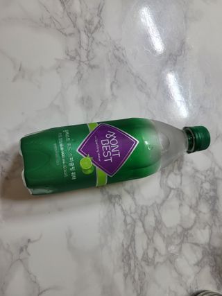 몽베스트 Montbest with Sparkling water Lime20병 — 5점을 준 리뷰어가 2021년 10월 올린 사용 사진