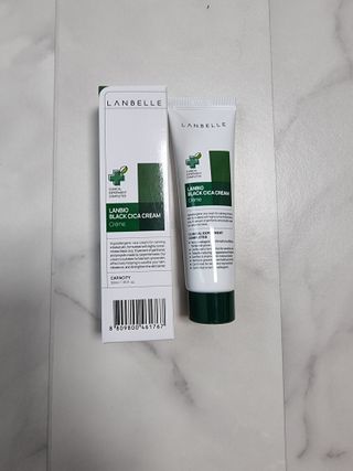 랑벨 랑바이오 블랙 시카 크림 50ml(블랙비 프로폴리스, 시카 4종, 판테놀 10 함유) — 5점을 준 리뷰어가 2022년 6월 올린 사용 사진