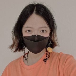 에버그린 순면 끈조절 KF80 마스크 - 화이트/블랙 컬러 대형 - 10매 — 5점을 준 리뷰어가 2021년 7월 올린 사용 사진
