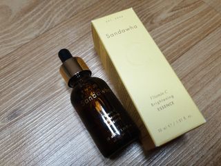 스킨큐어 산다화 비타민c 화이트닝 에센스 30ml — 5점을 준 리뷰어가 2023년 12월 올린 사용 사진