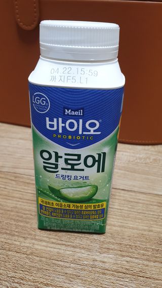 LIVE 매일바이오 알로에 드링킹 요거트 — 5점을 준 리뷰어가 2022년 4월 올린 사용 사진