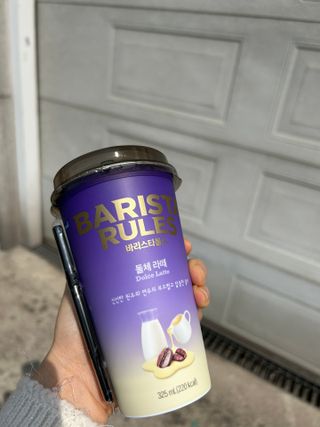 바리스타룰스 돌체 라떼 — 5점을 준 리뷰어가 2023년 4월 올린 사용 사진