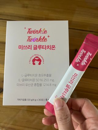 메디포스트 모비타 미쓰리 글루타치온 30포 — 3.5점을 준 리뷰어가 2022년 12월 올린 사용 사진