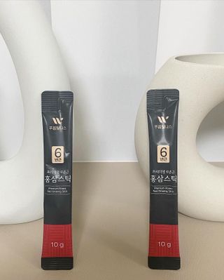 [푸름웰니스] 프리미엄 6년근 홍삼스틱 3mg x 100포 — 5점을 준 리뷰어가 2022년 2월 올린 사용 사진
