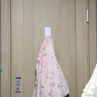 [3M 코맨드] 가방걸이 다용도훅 + 욕실용 매트블랙 더블훅 — 5점을 준 리뷰어가 2024년 5월 올린 사용 사진