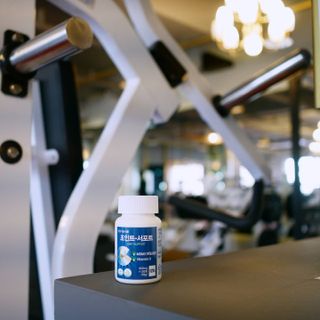 에이치알팜 조인트-서포트 보스웰리아 MSM 650mg x 120정 — 5점을 준 리뷰어가 2021년 5월 올린 사용 사진