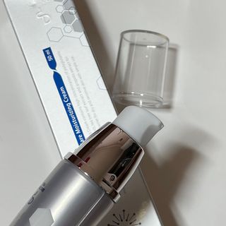 닥터스피지에이 닥터스 피지에이 딥 케어 모이스처라이징 크림 — 4.5점을 준 리뷰어가 2021년 6월 올린 사용 사진
