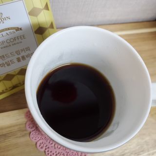 (주)쟈뎅 쟈뎅 클래스 핸드 드립 커피 10P 2종_디카페인 1종+랜덤 플레이버 1종 — 5점을 준 리뷰어가 2021년 4월 올린 사용 사진