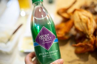 몽베스트 Montbest with Sparkling water Plain 20병 — 5점을 준 리뷰어가 2023년 2월 올린 사용 사진