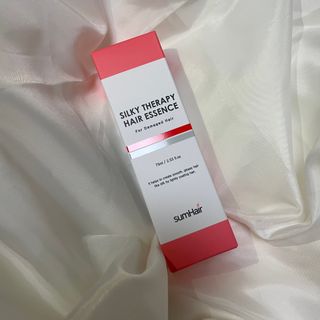 썸헤어 / SUMHAIR 썸헤어 실키 테라피 헤어 에센스 — 5점을 준 리뷰어가 2021년 4월 올린 사용 사진