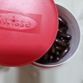 Swisse 스위스 고함량 프로폴리스 2,000mg 210정 — 5점을 준 리뷰어가 2021년 11월 올린 사용 사진