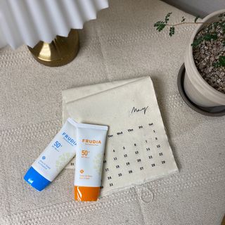 [후르디아] 혼합자차 선 에센스+톤업 선크림 2종 — 5점을 준 리뷰어가 2021년 6월 올린 사용 사진