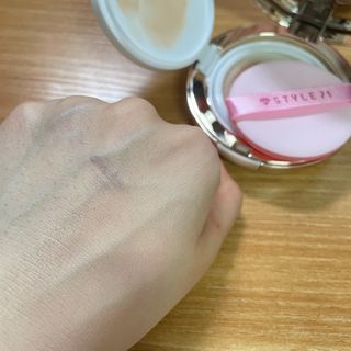 트윙클라 풀 커버 럭셔리 쿠션 S 21호,23호 — 4점을 준 리뷰어가 2022년 7월 올린 사용 사진