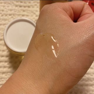 아이앤립 / EYENLIP 아이앤립 24K 골드 N 펩타이드 앰플 크림 — 5점을 준 리뷰어가 2021년 6월 올린 사용 사진