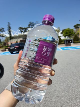 몽베스트 MONTBEST 1L 12입 — 5점을 준 리뷰어가 2022년 4월 올린 사용 사진