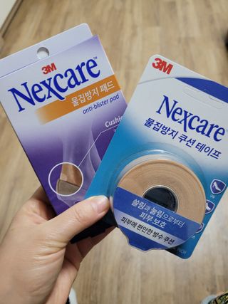3M 넥스케어 물집방지쿠션테이프 1매 + 물집방지패드 10매 — 5점을 준 리뷰어가 2024년 4월 올린 사용 사진