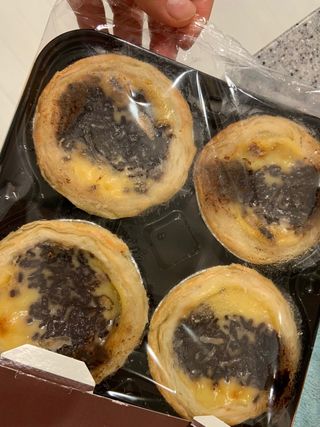 디앙뜨 포르투갈 에그타르트 오리지널 맛+패션후르츠+초콜릿타르트 맛 중 택1 — 4점을 준 리뷰어가 2021년 8월 올린 사용 사진