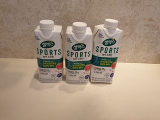 셀렉스스포츠 셀렉스 스포츠 웨이 프로틴 복숭아_ 330ml x 12팩 — 5점을 준 리뷰어가 2021년 10월 올린 사용 사진