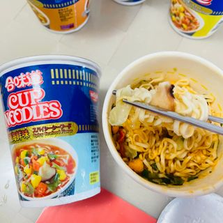 NISSIN 닛신 컵누들  4종 - 씨푸드오리지날, 씨푸드 스파이시, 씨푸드 커리, 씨푸드 XO소스 — 5점을 준 리뷰어가 2022년 2월 올린 사용 사진
