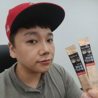 서울약사신협_투데이홍삼정플러스스틱_10g x 30포 — 5점을 준 리뷰어가 2021년 7월 올린 사용 사진