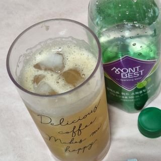 몽베스트 Montbest with Sparkling water Lime20병 — 5점을 준 리뷰어가 2022년 8월 올린 사용 사진