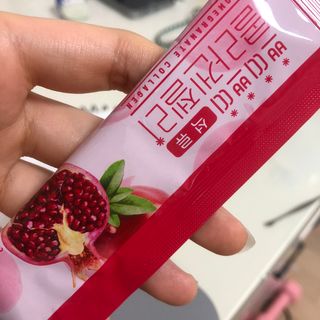헬스업_쁘띠쁘띠석류콜라겐젤리_20g x 14포 — 5점을 준 리뷰어가 2020년 12월 올린 사용 사진