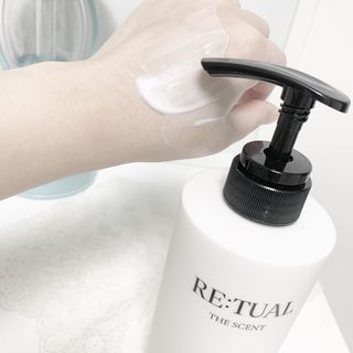 레츄얼 더 센트 바디로션 시크릿 파라다이스(500ml) — 5점을 준 리뷰어가 2022년 10월 올린 사용 사진