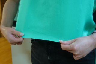 [스테이피플] SILKY SLEEVELESS LOGO TOP — 3점을 준 리뷰어가 2022년 6월 올린 사용 사진