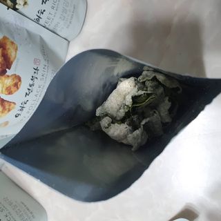 오희숙 전통부각 명인 찹쌀김부각, 찹쌀다시마부각, 황태껍질튀각 총 6봉 — 5점을 준 리뷰어가 2021년 6월 올린 사용 사진