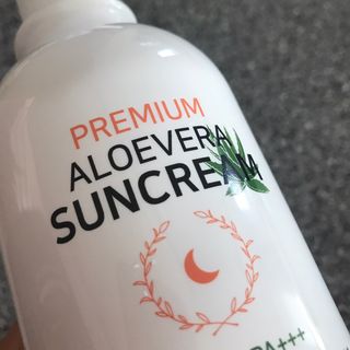 [닥터문] 프리미엄 알로에베라 선크림 500ml — 5점을 준 리뷰어가 2022년 7월 올린 사용 사진